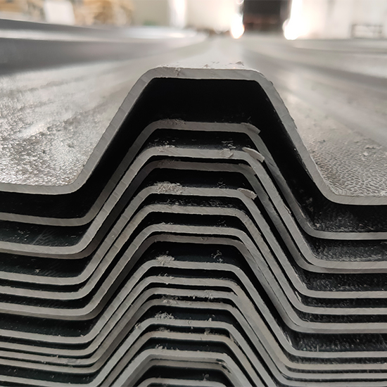 高波梯形樹(shù)脂瓦適合用在什么屋頂？