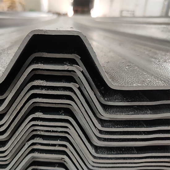 下雨時(shí)高波梯形樹(shù)脂瓦片的防水效果怎么樣？